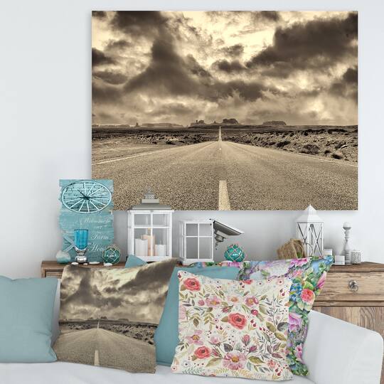 Designart - The Road To Monument Valley